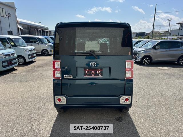 Toyota Pixis Mega 2021-04 7820176-4