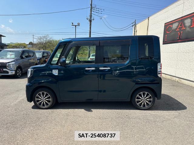 Toyota Pixis Mega 2021-04 7820176-6