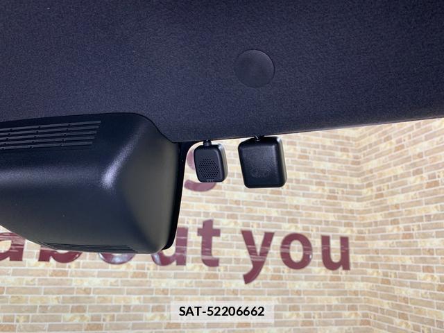 Toyota Pixis Mega 2020-09 7820260-11
