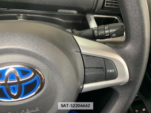 Toyota Pixis Mega 2020-09 7820260-17