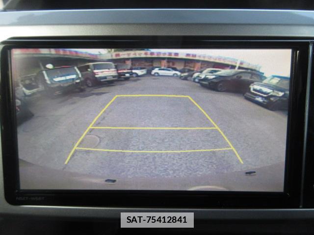 Toyota Pixis Mega 2019-01 7820509-4