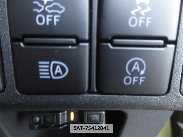 Toyota Pixis Mega 2019-01 7820509-7