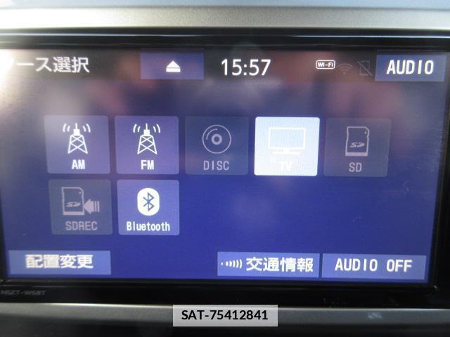 Toyota Pixis Mega 2019-01 7820509-9