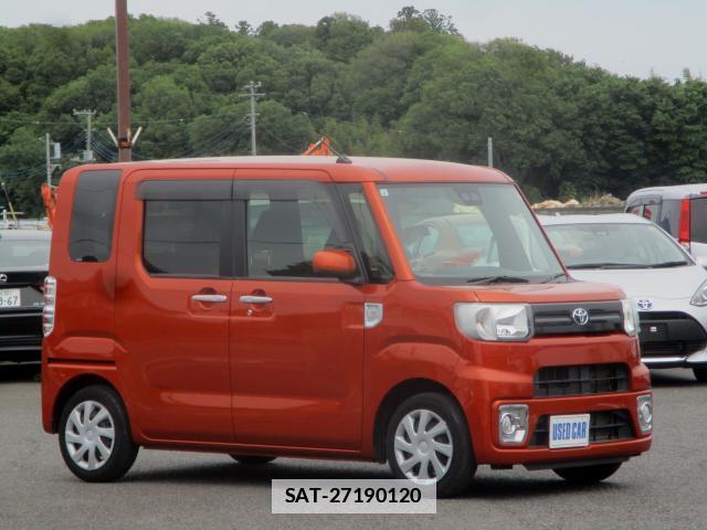 Toyota Pixis Mega 2019-04 7820692-12
