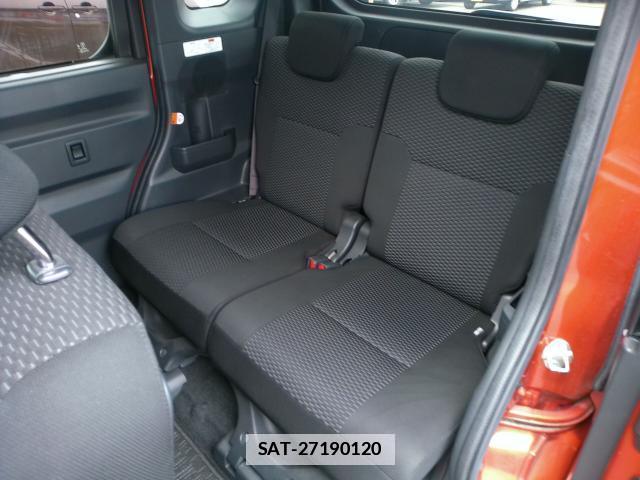 Toyota Pixis Mega 2019-04 7820692-7