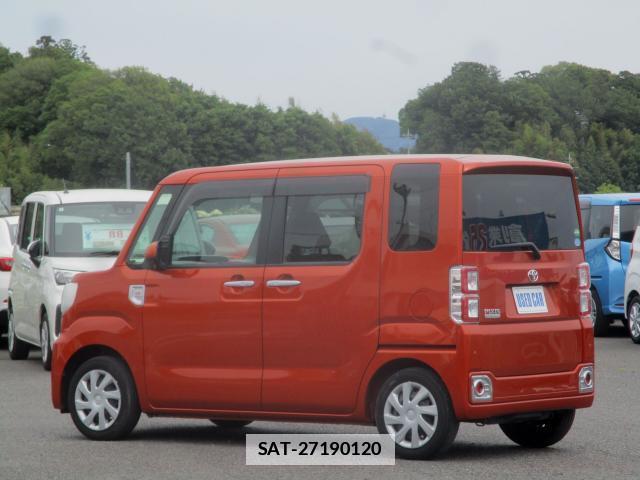 Toyota Pixis Mega 2019-04 7820692-9