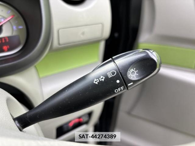 Toyota PIXIS SPACE 2015-02 7821070-13