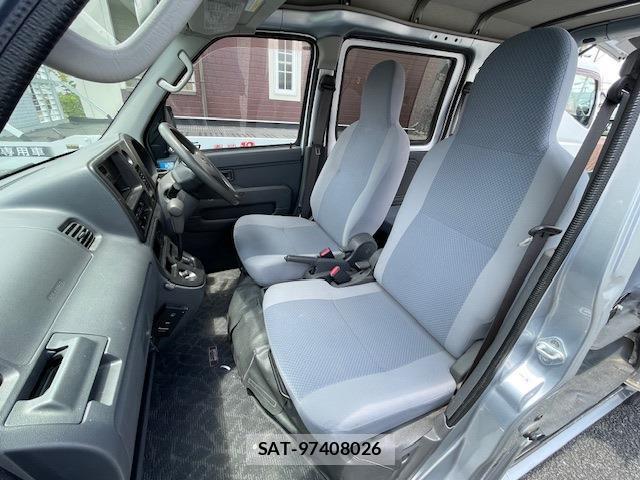 Toyota PIXIS VAN 2011-12 7811505-11