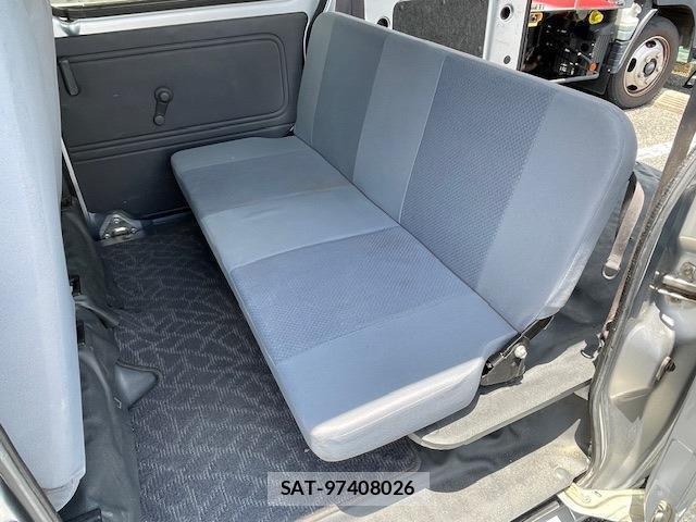 Toyota PIXIS VAN 2011-12 7811505-12