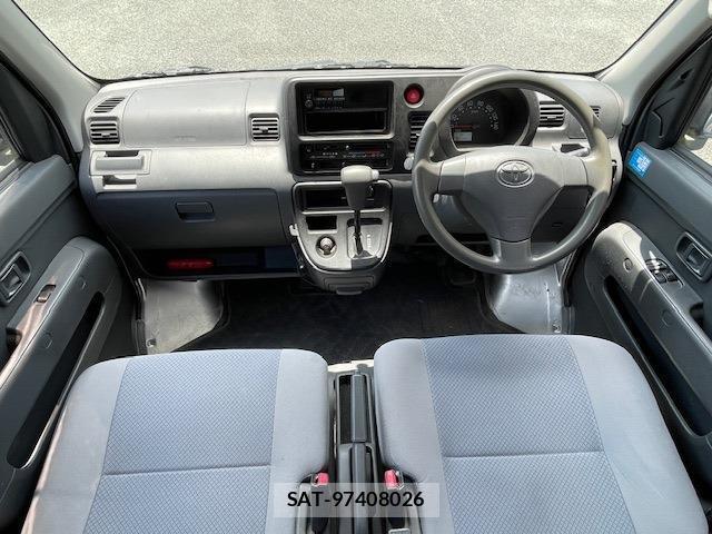 Toyota PIXIS VAN 2011-12 7811505-6