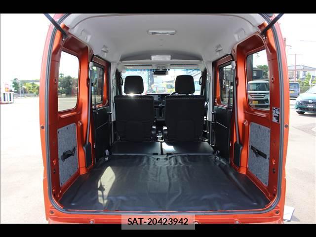 Toyota PIXIS VAN 2023-03 7816492-11