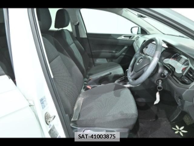 VolksWagen POLO 2018-05 7811300-5