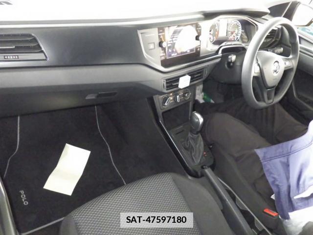 VolksWagen POLO 2021-12 7811329-2