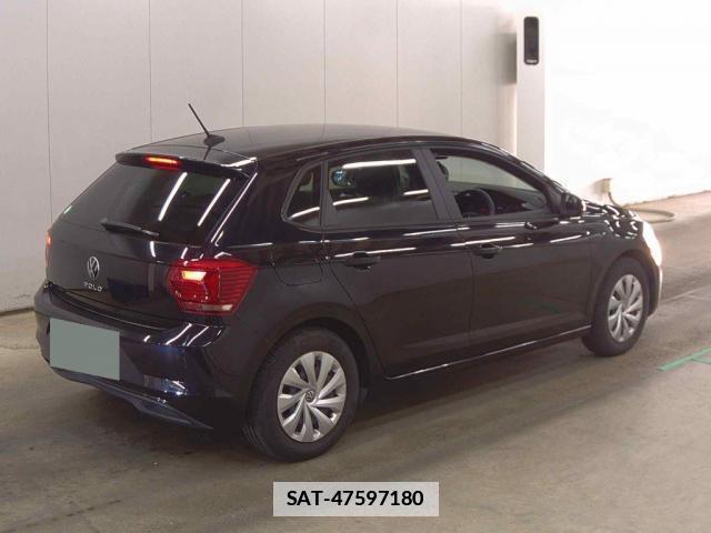 VolksWagen POLO 2021-12 7811329-4