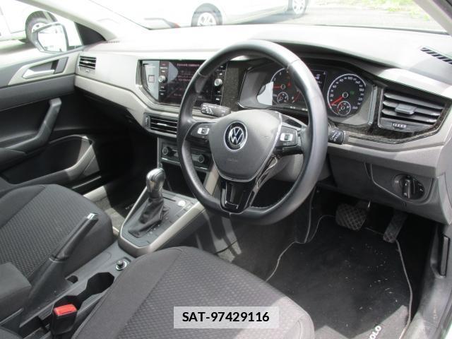 VolksWagen POLO 2021-08 7811384-2