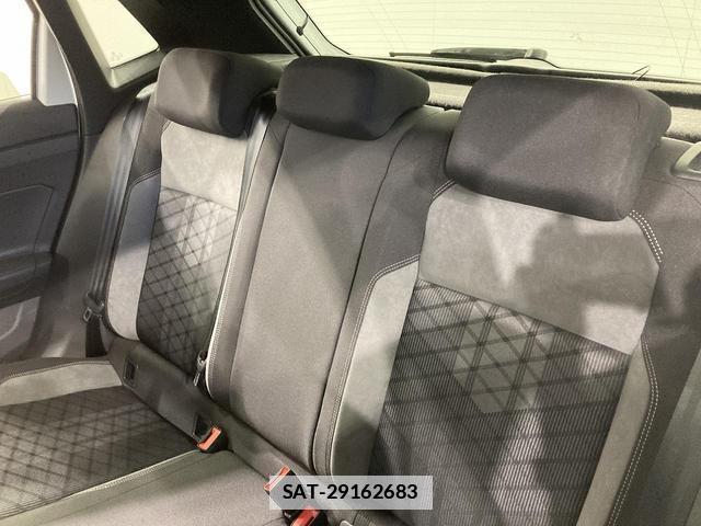 VolksWagen POLO 2022-06 7812007-2