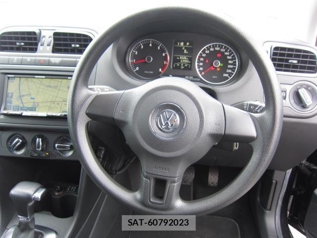 VolksWagen POLO 2010-03 7813665-2