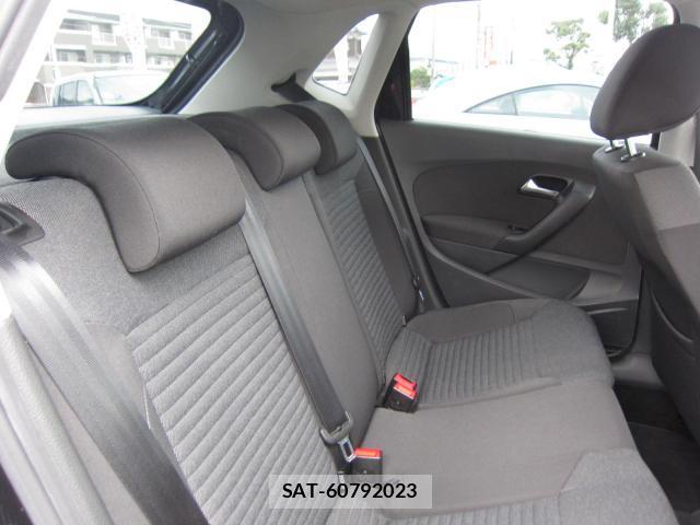 VolksWagen POLO 2010-03 7813665-6