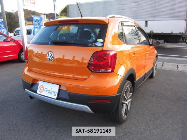 VolksWagen POLO 2011-09 7813668-3