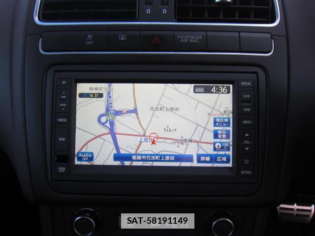 VolksWagen POLO 2011-09 7813668-4