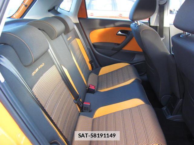 VolksWagen POLO 2011-09 7813668-6