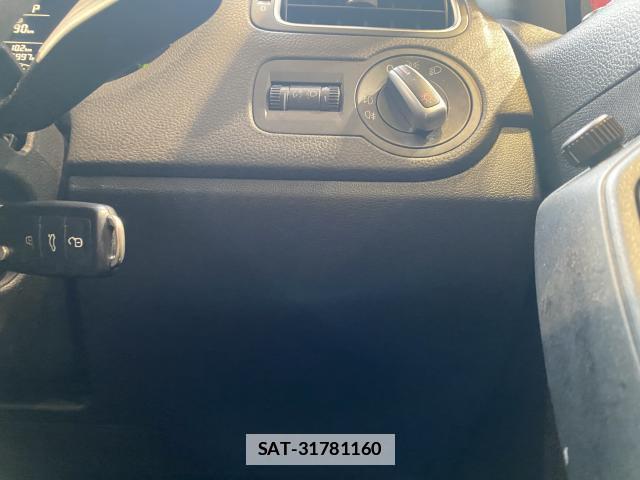 VolksWagen POLO 2013-05 7814668-12
