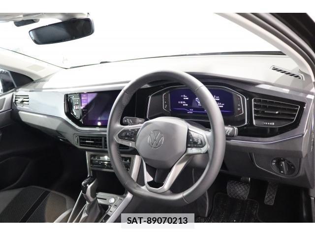VolksWagen POLO 2022-07 7816525-17