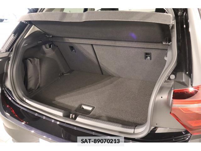 VolksWagen POLO 2022-07 7816525-18