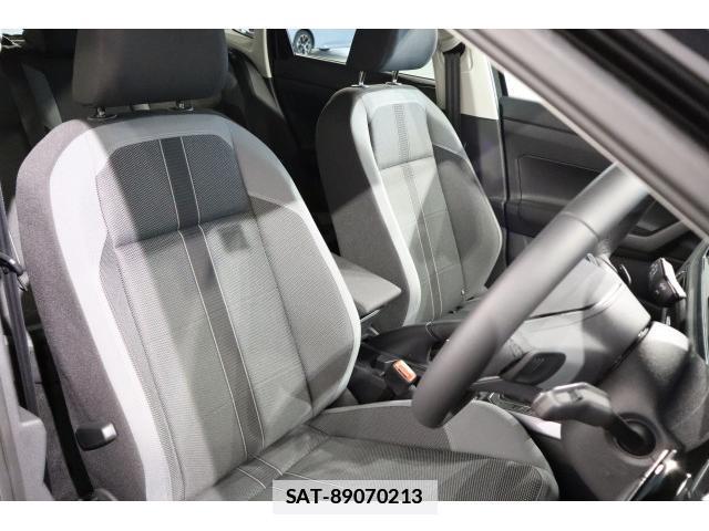 VolksWagen POLO 2022-07 7816525-5