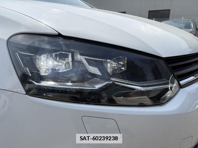 VolksWagen POLO 2017-10 7818794-1