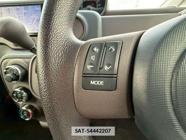 Toyota PORTE 2013-07 7812671-16