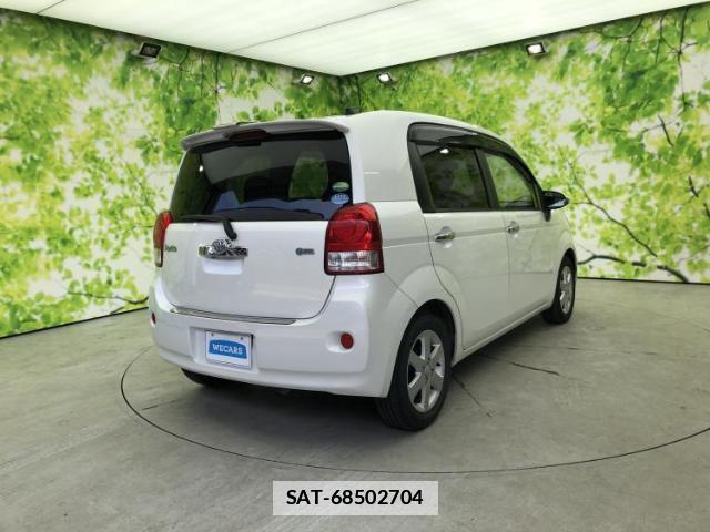 Toyota PORTE 2013-03 7813653-2