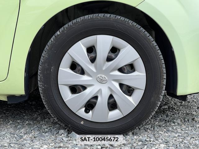 Toyota PORTE 2012-11 7813787-5