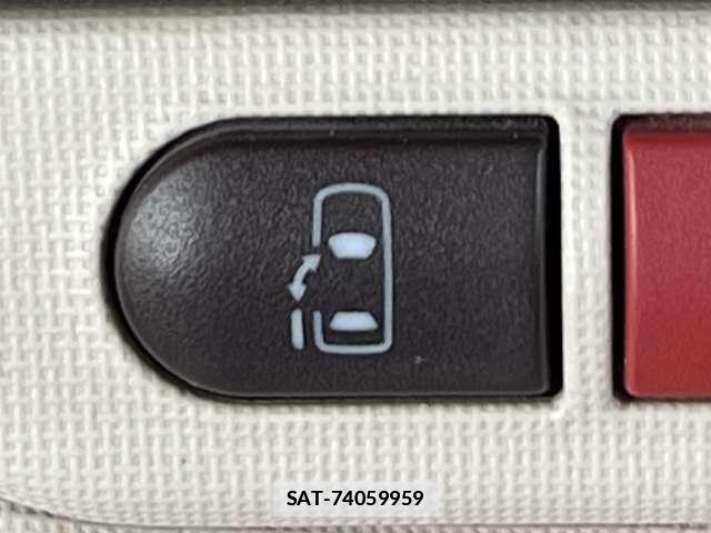 Toyota PORTE 2015-10 7813793-12