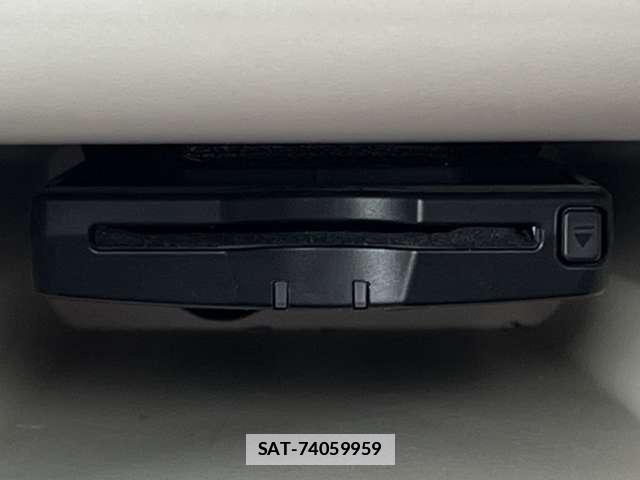 Toyota PORTE 2015-10 7813793-13