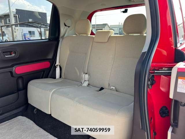 Toyota PORTE 2015-10 7813793-16