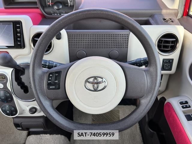 Toyota PORTE 2015-10 7813793-6