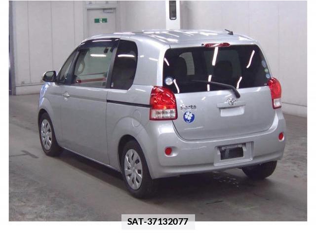Toyota PORTE 2017-04 7814181-0