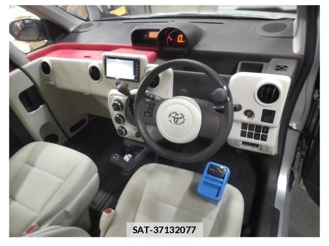 Toyota PORTE 2017-04 7814181-1