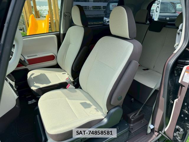 Toyota PORTE 2018-04 7816479-12