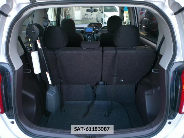 Toyota PORTE 2016-03 7820674-11
