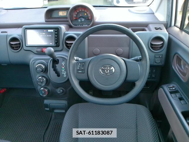 Toyota PORTE 2016-03 7820674-2