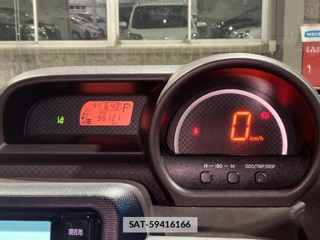 Toyota PORTE 2016-12 7820943-13