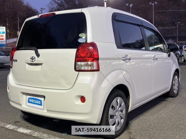 Toyota PORTE 2016-12 7820943-2