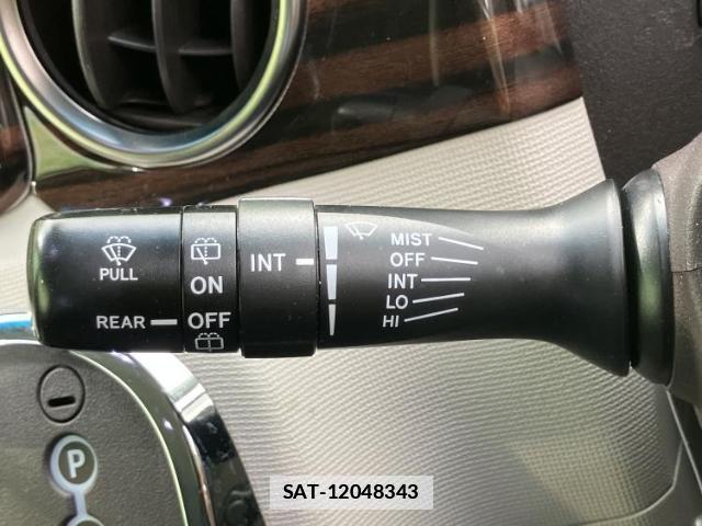 Toyota PORTE 2018-11 7821818-16