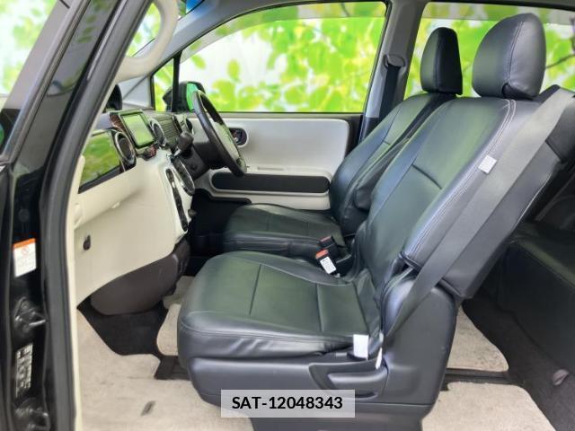 Toyota PORTE 2018-11 7821818-6