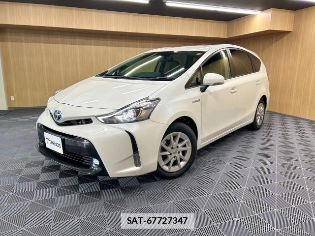 Toyota PRIUS ALPHA 2015-03 7812096-0