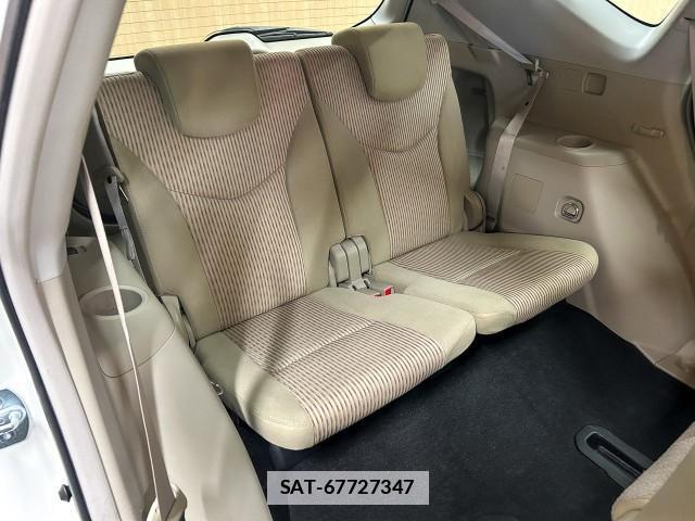Toyota PRIUS ALPHA 2015-03 7812096-19