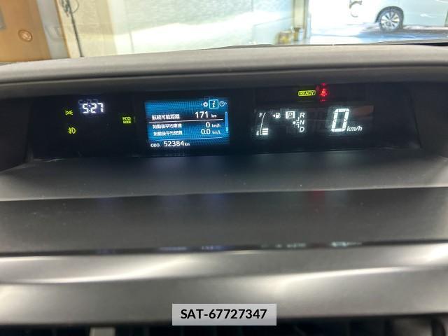 Toyota PRIUS ALPHA 2015-03 7812096-7