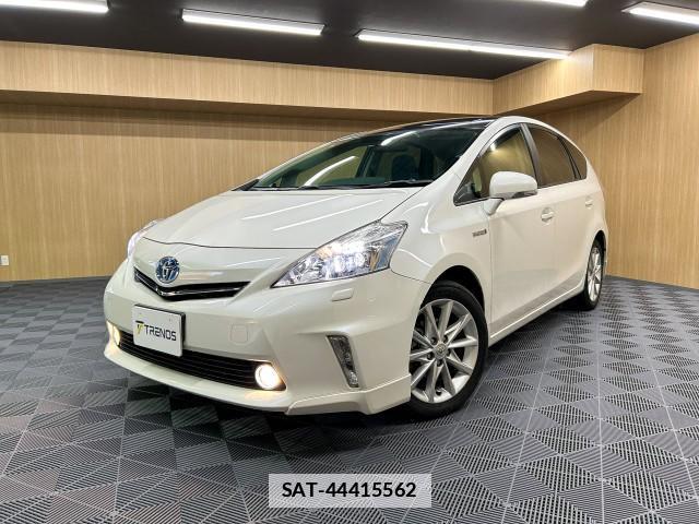 Toyota PRIUS ALPHA 2012-06 7812099-0